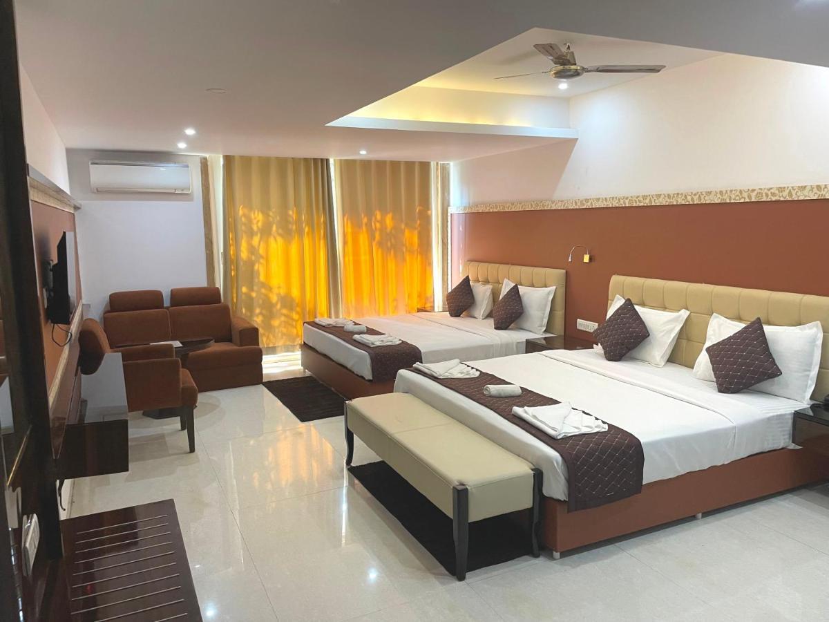 Hotel Goa Continental Arpora Luaran gambar