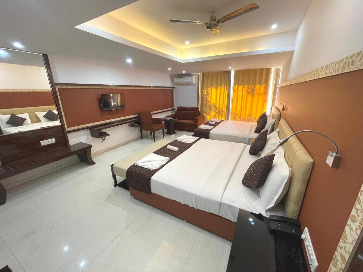 Hotel Goa Continental Arpora Luaran gambar