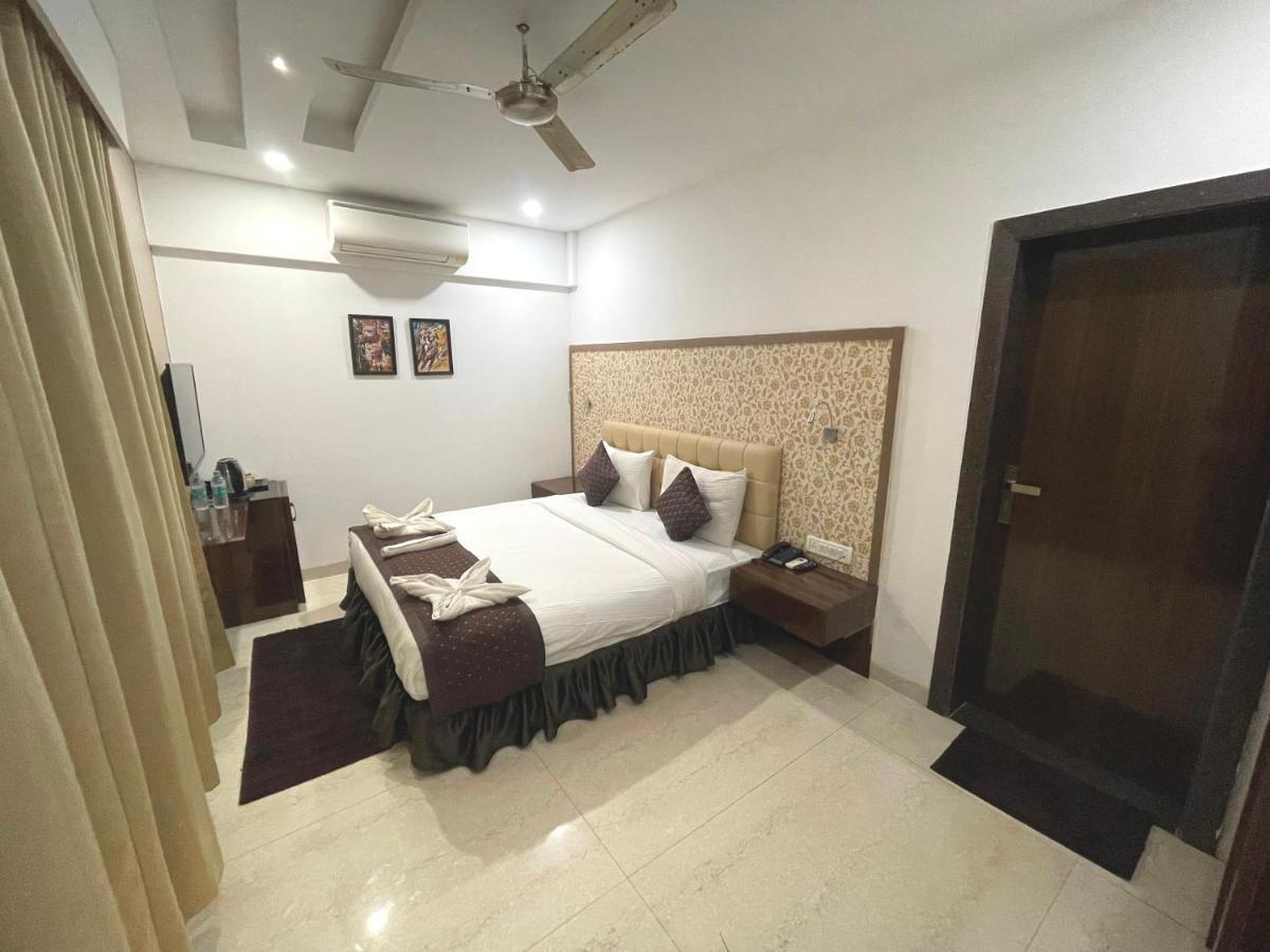 Hotel Goa Continental Arpora Luaran gambar