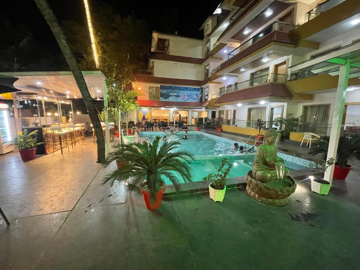 Hotel Goa Continental Arpora Luaran gambar