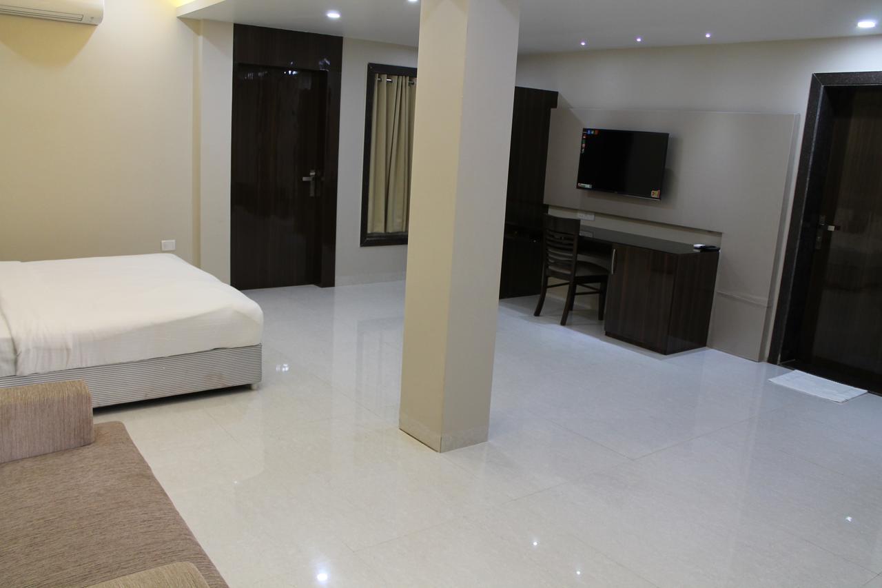 Hotel Goa Continental Arpora Luaran gambar
