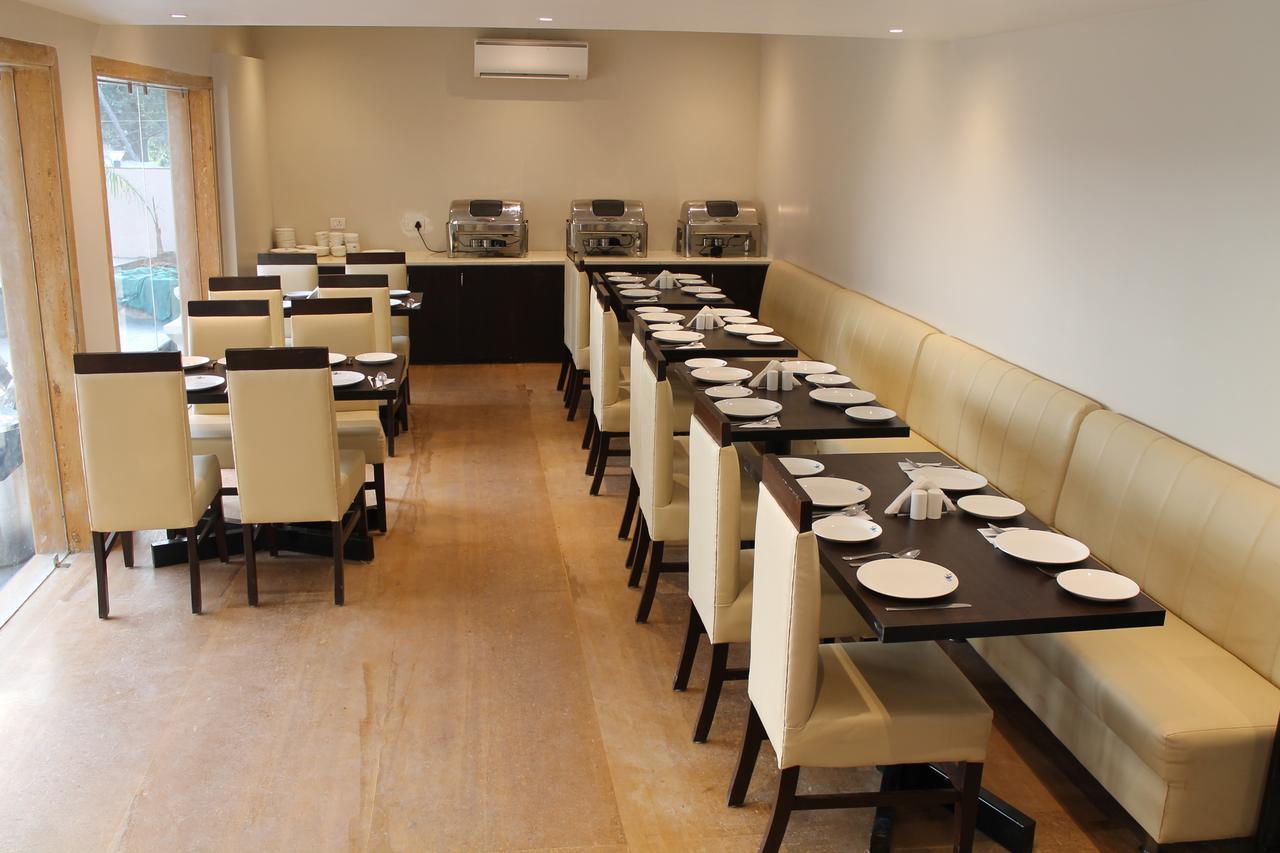 Hotel Goa Continental Arpora Luaran gambar