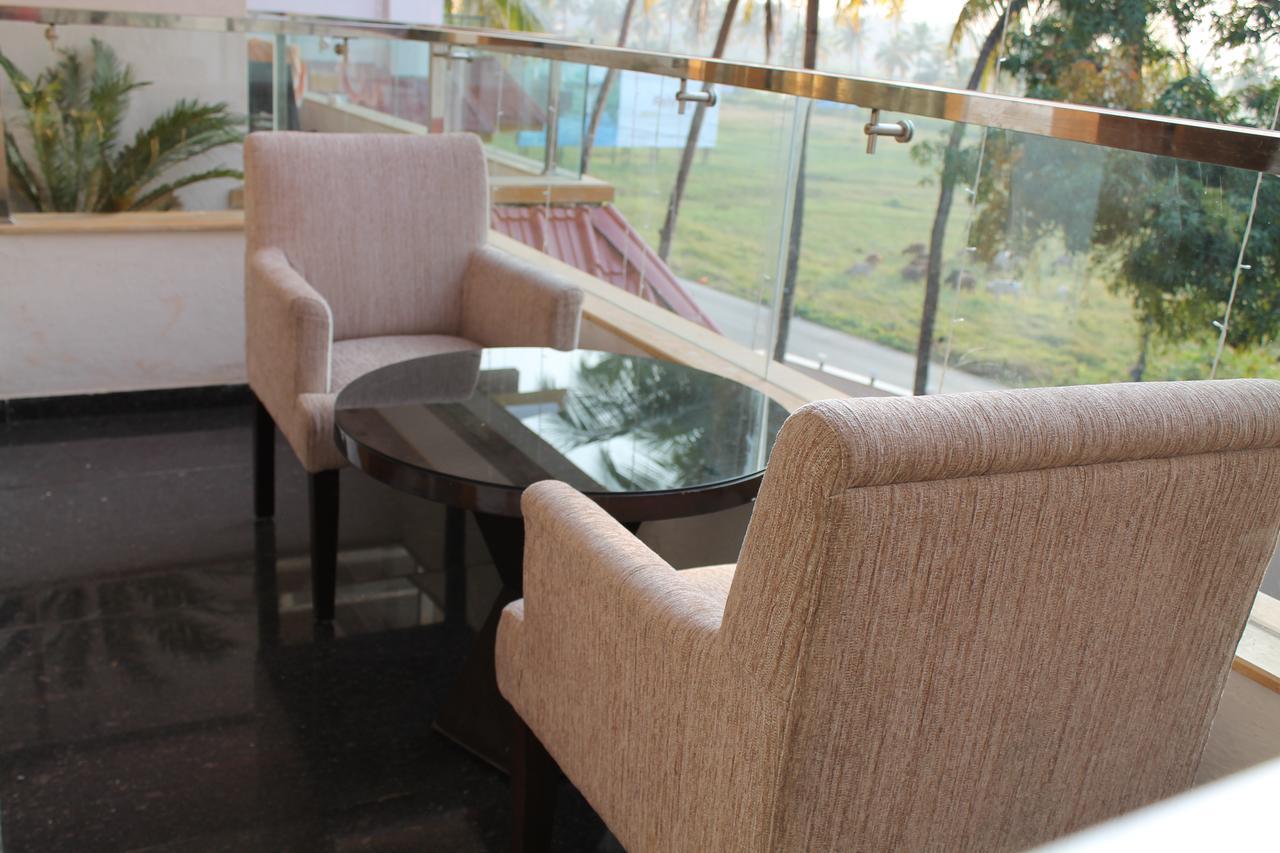 Hotel Goa Continental Arpora Luaran gambar
