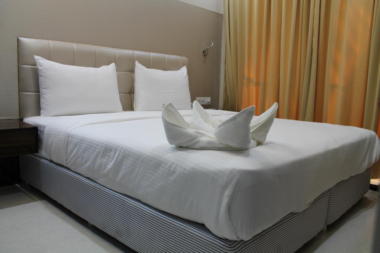 Hotel Goa Continental Arpora Luaran gambar