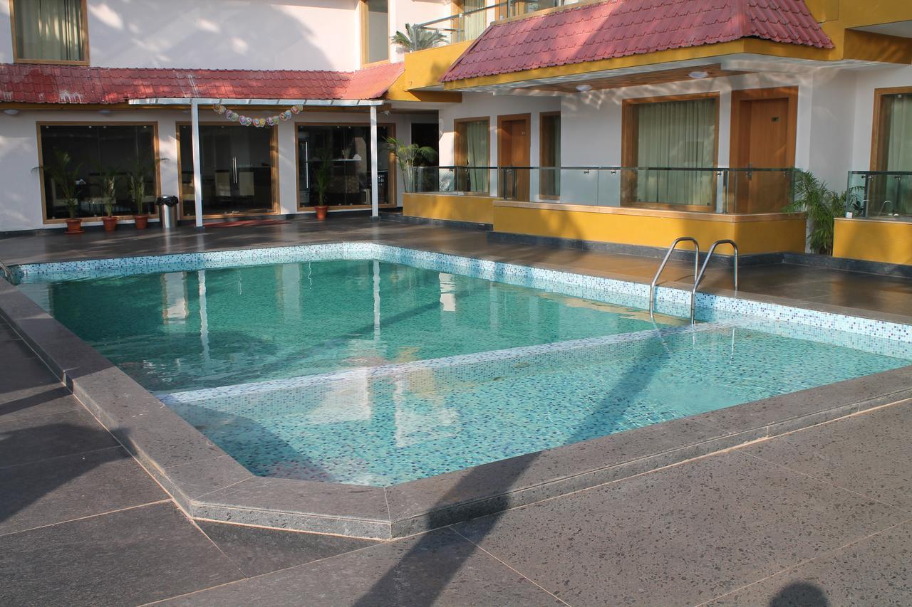 Hotel Goa Continental Arpora Luaran gambar